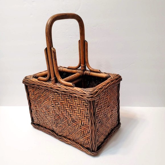 Accents Vintage Rattan Wine Carrier Basket Bamboo Bottle Holder